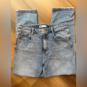 Zara denim medium wash size 8 high waist